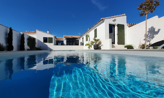 Loix Casa | Hermosa villa Ile de Ré - piscina climatizada