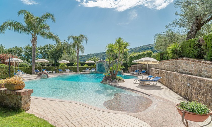Laureana Cilento Apartamento | Villa Rosi - Apartamento de dos habitaciones con piscina