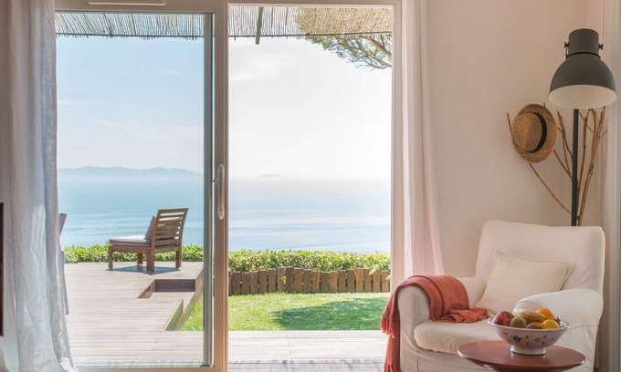 Le Lavandou Casa | Hermosa villa con piscina privada con vistas al mar Mediterráneo