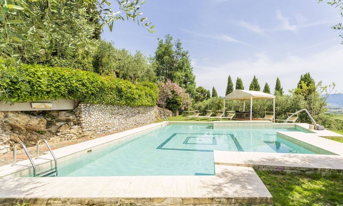 Pistoia Villa | Casa de vacaciones con A/C, piscina privada, WIFI, TV, terraza, vista panorámica, aparcamiento