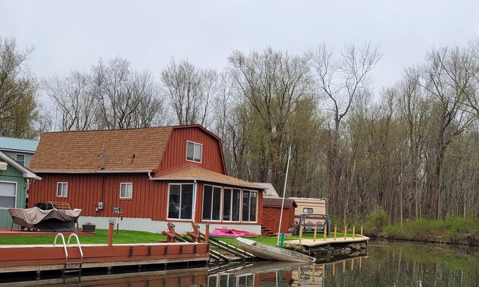 Ashville Casa | Beautiful wildlife sanctuary on goose creek with kayaks!