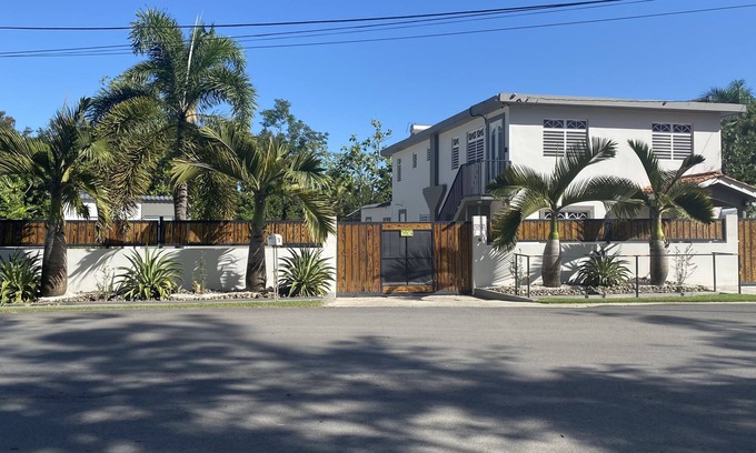 Bajura Casa | Beautifull house near Downtown Cabo Rojo, San German. Near most popular beaches.