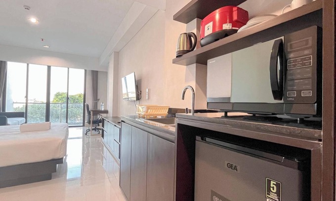 By Pass Ngurah Rai Apartamento | Beautifully Designed Studio (No Kitchen) Apartment At Skales Residence Nusa Dua Bali