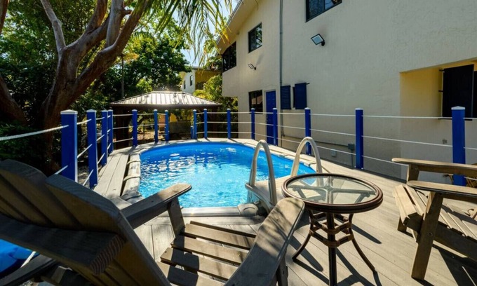 Key Largo Apartamento | Beautifully remodeled home with pool & much more!