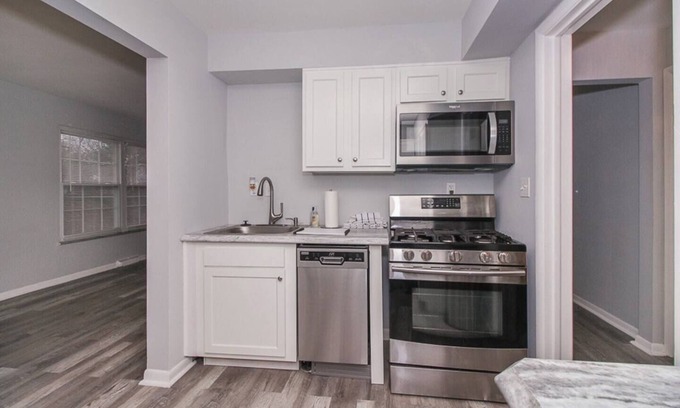 Beachwood Condominio | Beautifully Renovated 2Bdrm Cleveland Suburb Condo