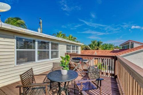 Southside Casa | Beautifully Renovated 5 Bedroom with Guest House home