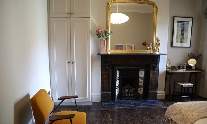 Glasnevin Apartamento | Beautifully restored one-bedroom period home apartment in the heart of Dublin 7