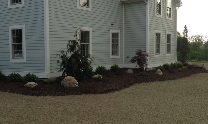 Dundee Casa | Bellamente renovada casa de campo de 1840 en la ruta del vino del lago Keuka.