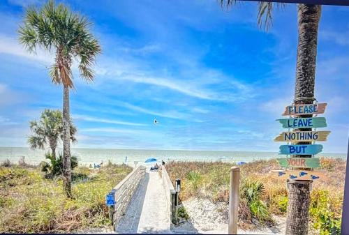 Indian Rocks Beach Casa | Beauty and The Beach 2 for Lovers