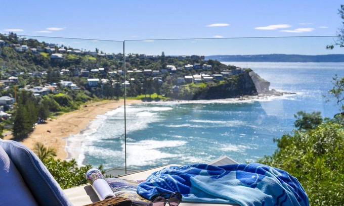Whale Beach Casa | BEAUTY by Palm Beach Holiday Rentals