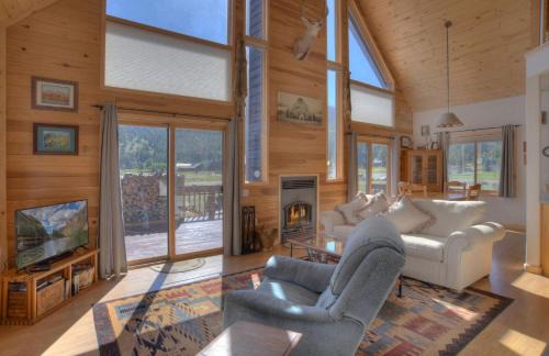 South Fork Casa | Beaver Creek Cabin