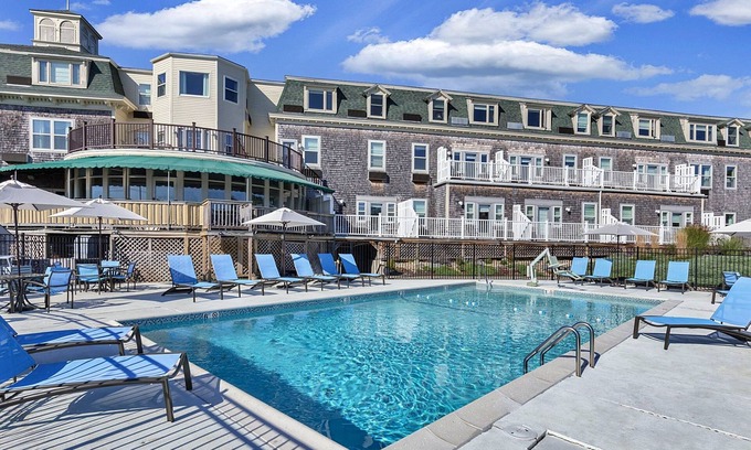 Jamestown Condominio | Beavertail Lighthouse, Fort Getty Park &Festivals!