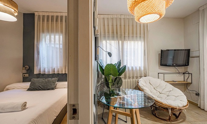 Sants-Badal Apartamento | BeBarceloner Sants Studios
