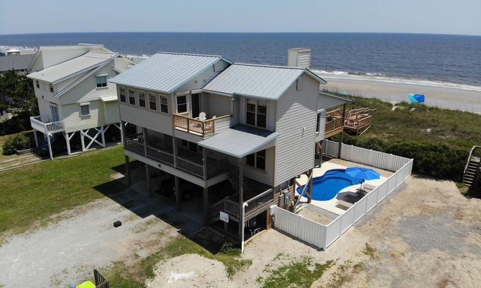 Oak Island Casa | Become an AQUAHOLIC in this oceanfront, dog friendly home on Oak Island!