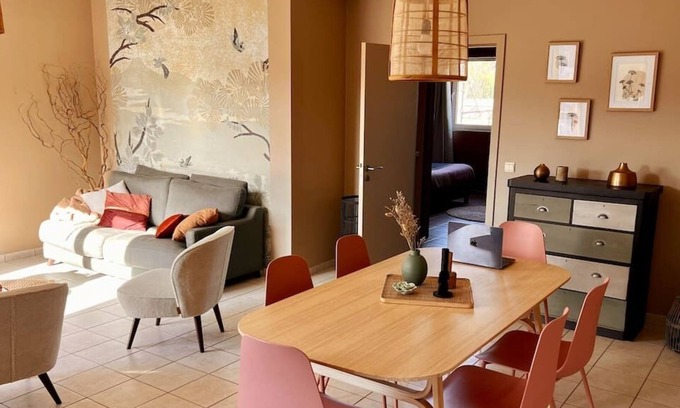 Leuze-en-Hainaut Apartamento | Becosy Appartement 6 Pers 2 Chambres à Leuze