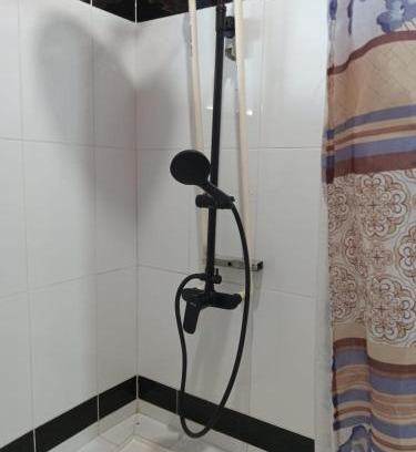 Titiribi Cama Y Desayuno | Bed and bath at Villacarolina