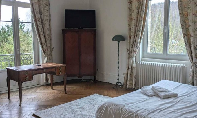 Saint-Aubin-Epinay Cama Y Desayuno | Bed and breakfast - small castle in the countryside