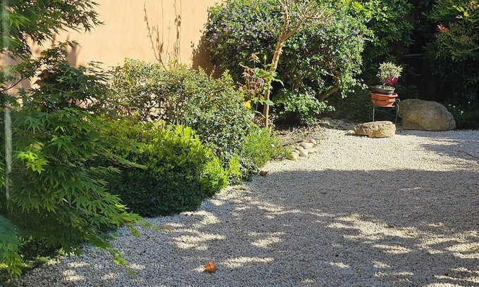 Aulnay-sous-Bois Cama Y Desayuno | Bed & breakfast