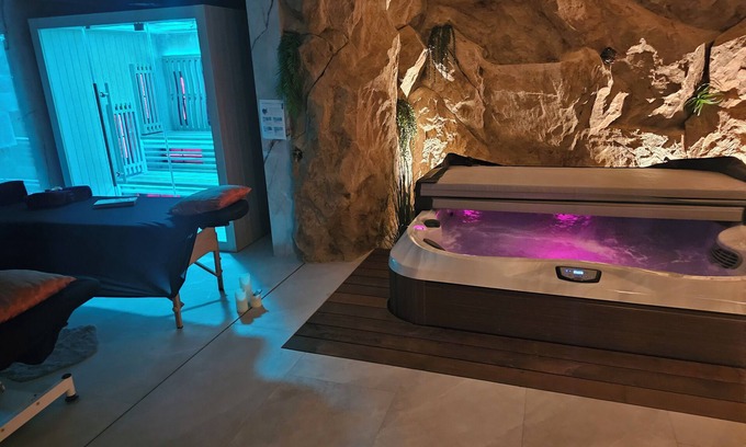 Besse-sur-Issole Cama Y Desayuno | Bed and breakfast Lotus bay