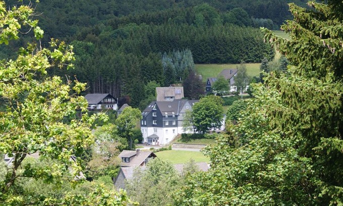 Elkeringhausen Casa | Bed and Breakfast Am Knittenberg