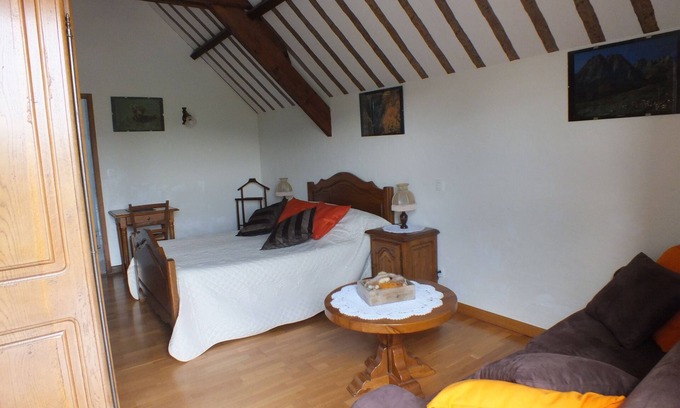 Loubajac Casa | Bed and breakfast en la granja, Lourdes, Pirineos, ANOUSTA