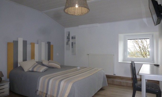 Dolmayrac Casa | Habitaciones de huéspedes Bergeronnette Domaine De Calbiac