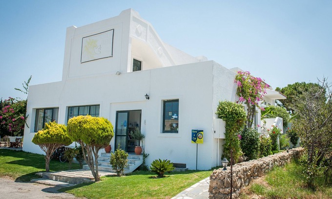 Mastichari Cama Y Desayuno | Bed and Breakfast 'Ilios and Irene 5' con terraza compartida, Wi-Fi y aire acondicionado.