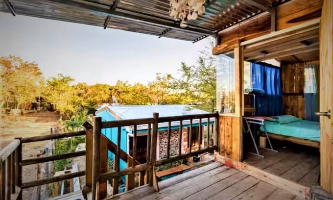 La Cruz Casa | Bed and Breakfast in one Rate