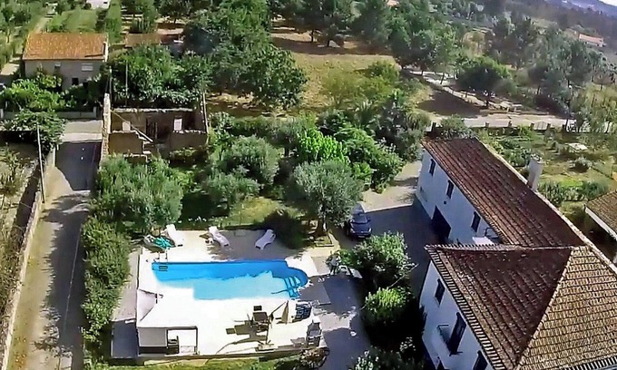 Tabua Cama Y Desayuno | Bed and breakfast in Tabua – Traditional Portuguese Farmhouse