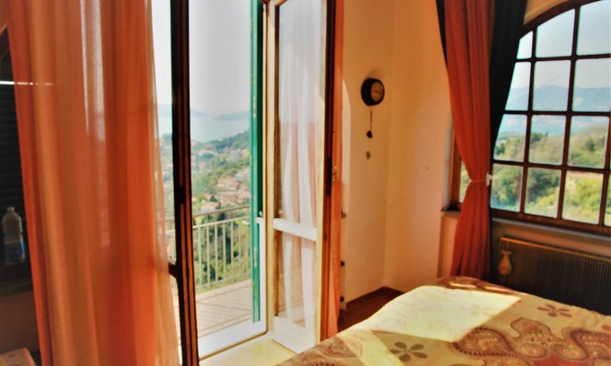 San Terenzo Casa | Il Monte - habitaciones con vistas al mar en las colinas de Lerici