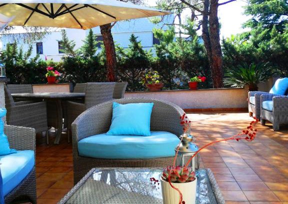 Municipio 5 Cama Y Desayuno | Bed and Breakfast La Villa AMBIENTI SANIFICATI CON GENERATORE DI OZONO