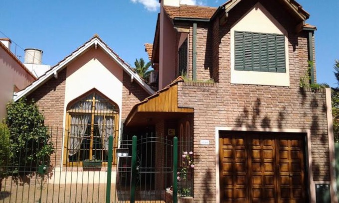 Vicente López Cama Y Desayuno | Bed & breakfast Familia San Martín
