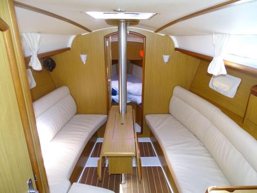 Corfu Town Alquiler De Eote | Bed on Boat 32021 corfu