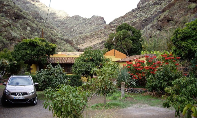 Santa Cruz de Tenerife Cabaña | Casa con 2 dormitorios y piscina, en Parque Rural Anaga, a 40 mts nivel del mar