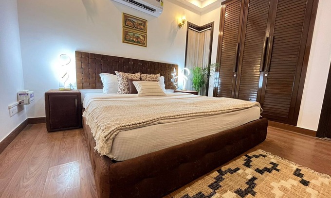 South Extension Apartamento | BedChambers Serviced Apartments South Extension, 3 BHK