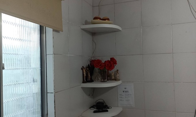 Jiquia Casa | Bedroom suite kitchen pantry