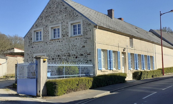 Coucy-les-Eppes Casa | Bee family cottage, sport, relaxation, hiking, mountain biking, walking