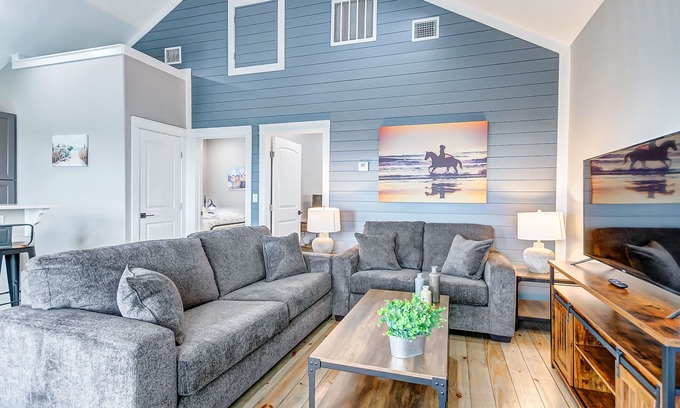 Port Bolivar Casa | Bee Ray's By the Seashore - a 2 bedroom, 2 bath home that sleeps 4.