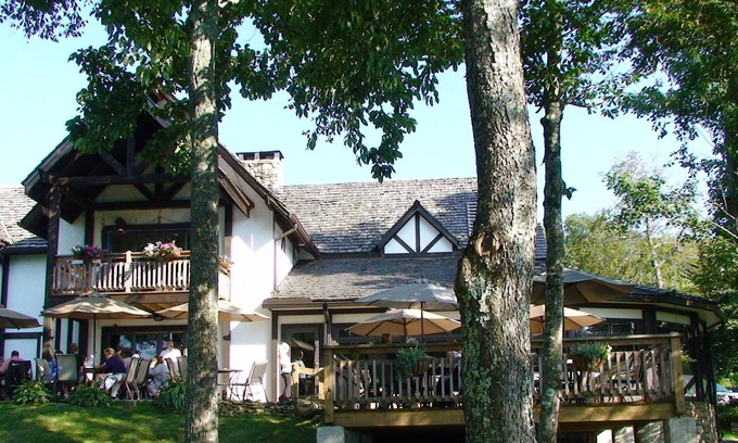 Beech Mountain Hotel | Beech Mountain Inns