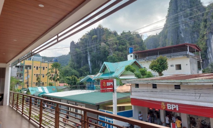 Barangay Buena Suerte Hotel | beehive elnido tourist inn