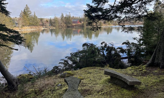 Vinalhaven Casa | Beeline Farm on Carver's Cove