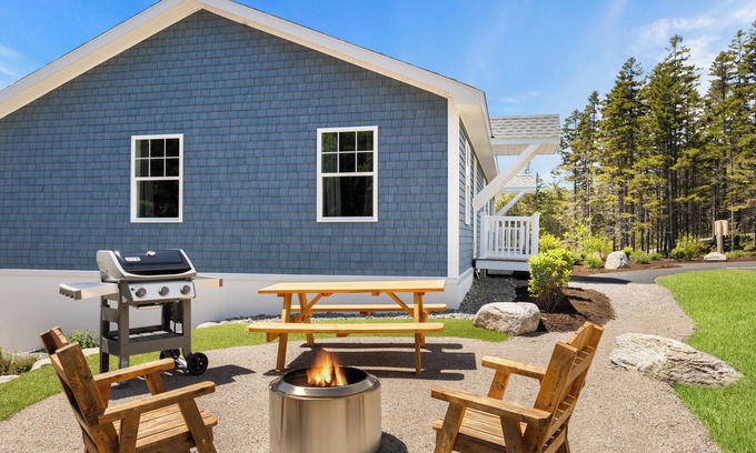 Bernard Apartamento | Begin your adventure on Mount Desert Island with Maine's premier vacation destination! "37B "