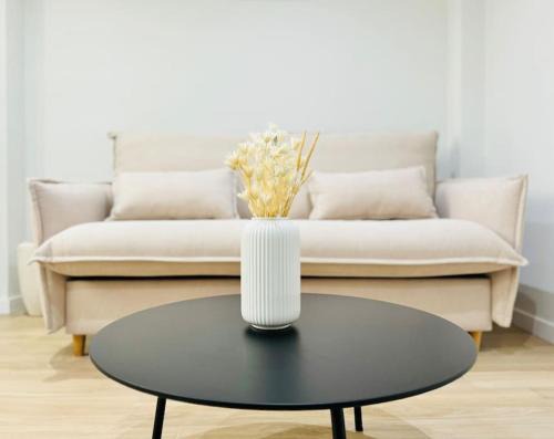 Lagunillas Apartamento | BeHappy Huerto del Conde -Centro