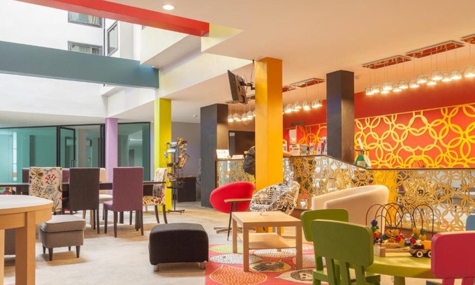 Chaweng City Center Hotel | Behind The Scene Hotel Club @ Samui