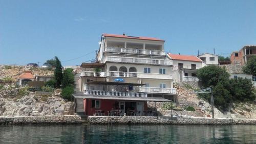 Baric Draga Apartamento | Bei Marko