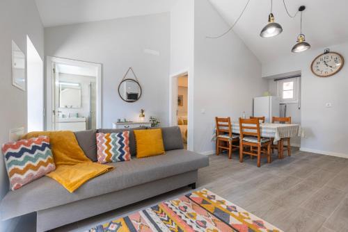 Restelo Apartamento | Belém Unique 1BDR House by LovelyStay