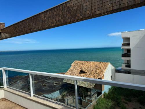 Iriri Apartamento | Belíssima Cobertura em IRIRI 4 andar inteiro do Prédio 2 Varanda