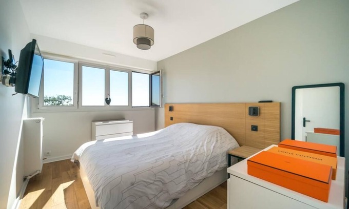 Fontenay-aux-Roses Apartamento | Bel Appartement 2P Proche Paris