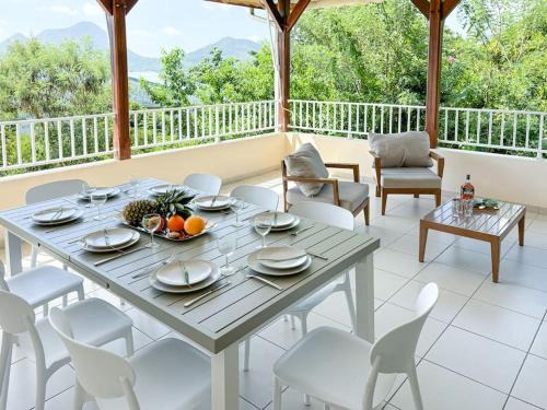 Le Diamant Apartamento | Bel appartement duplex T4 Laboté, vue mer, a 600m de la plage de Diamant