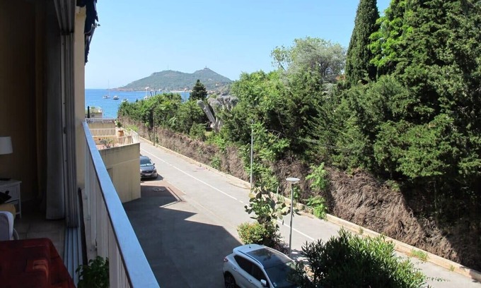Agay Apartamento | Bel appartement F2 proche mer et commerces